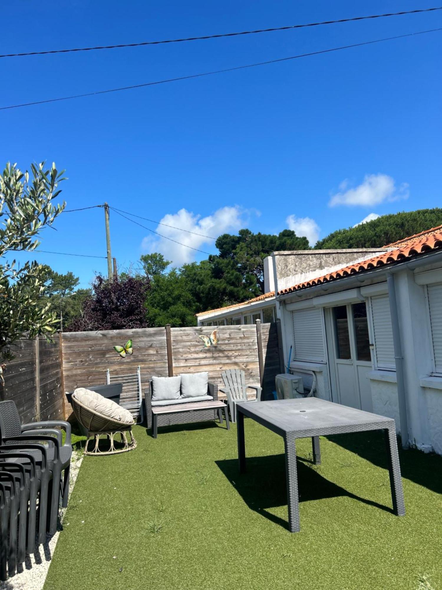 Lodge Des Pins Au Coeur De La Foret D'Olonne Exteriör bild